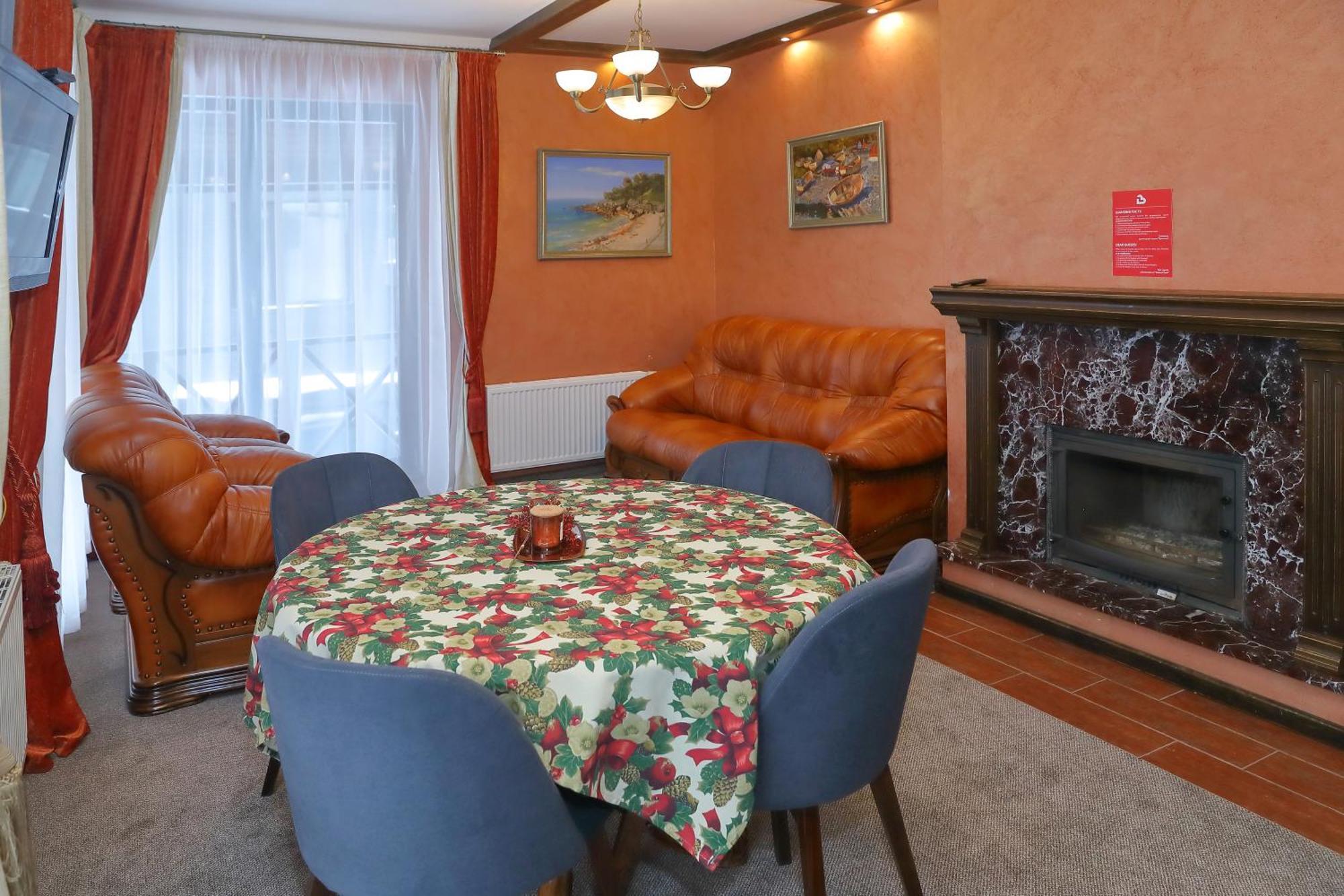 Iris Hotel Bukovel Esterno foto